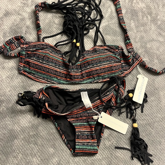 Nwt beautiful bikini small top medium bottoms - Picture 2 of 3